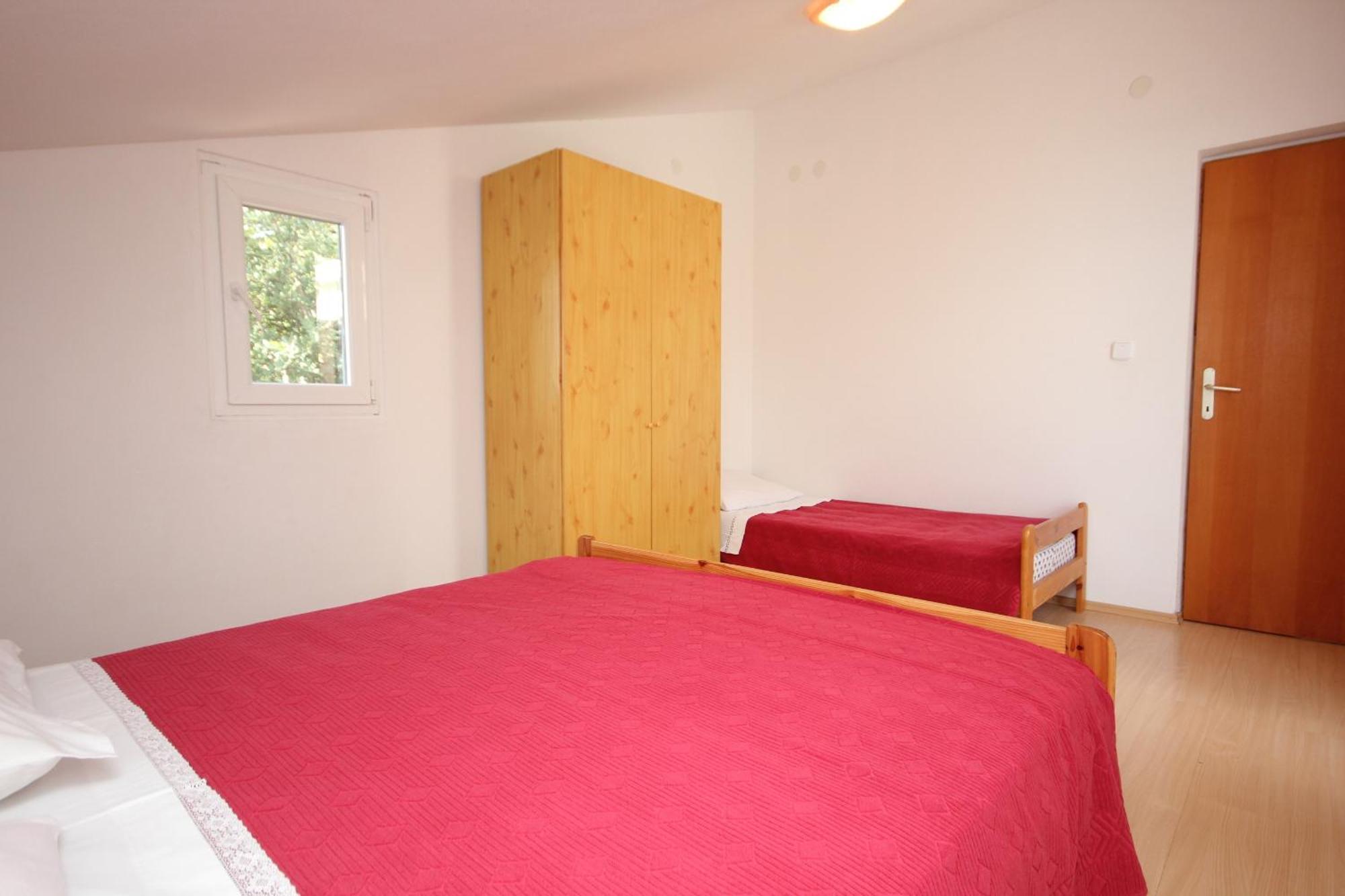 Apartment With A Parking Space Zavala, Hvar - 8912